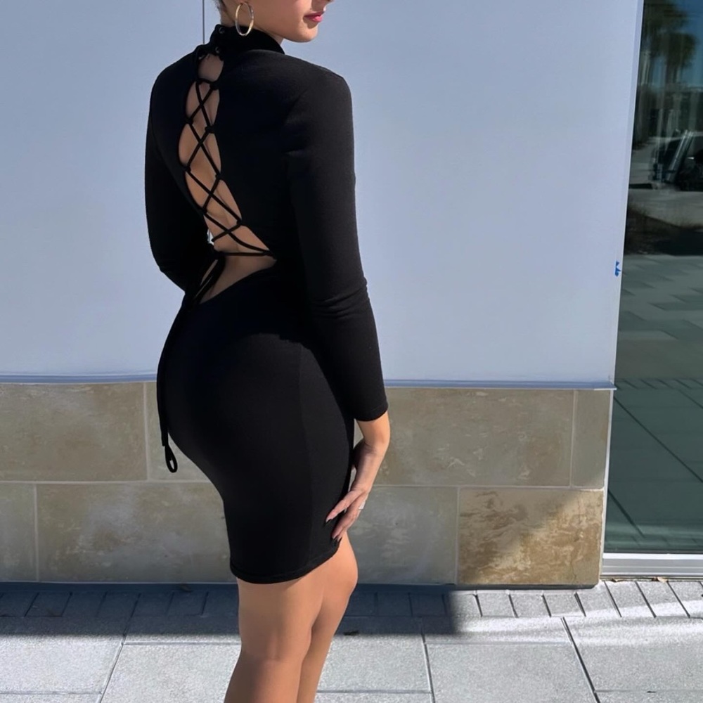 Black Effortlessly Sexy  Tie up Bodycon Dress!! - Picture 2 of 7